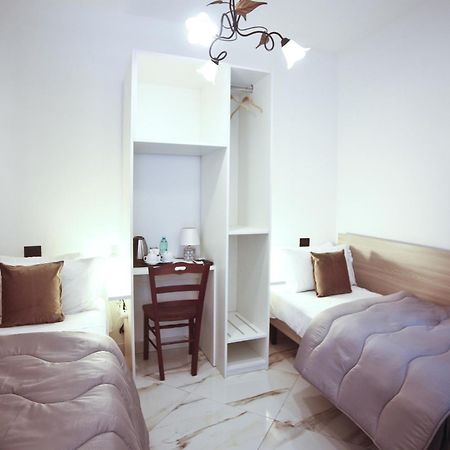 B&B Serena Castellammare di Stabia Exteriör bild