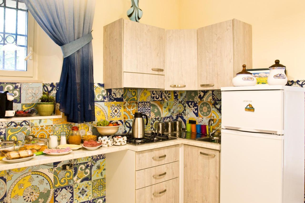 B&B Serena Castellammare di Stabia Exteriör bild