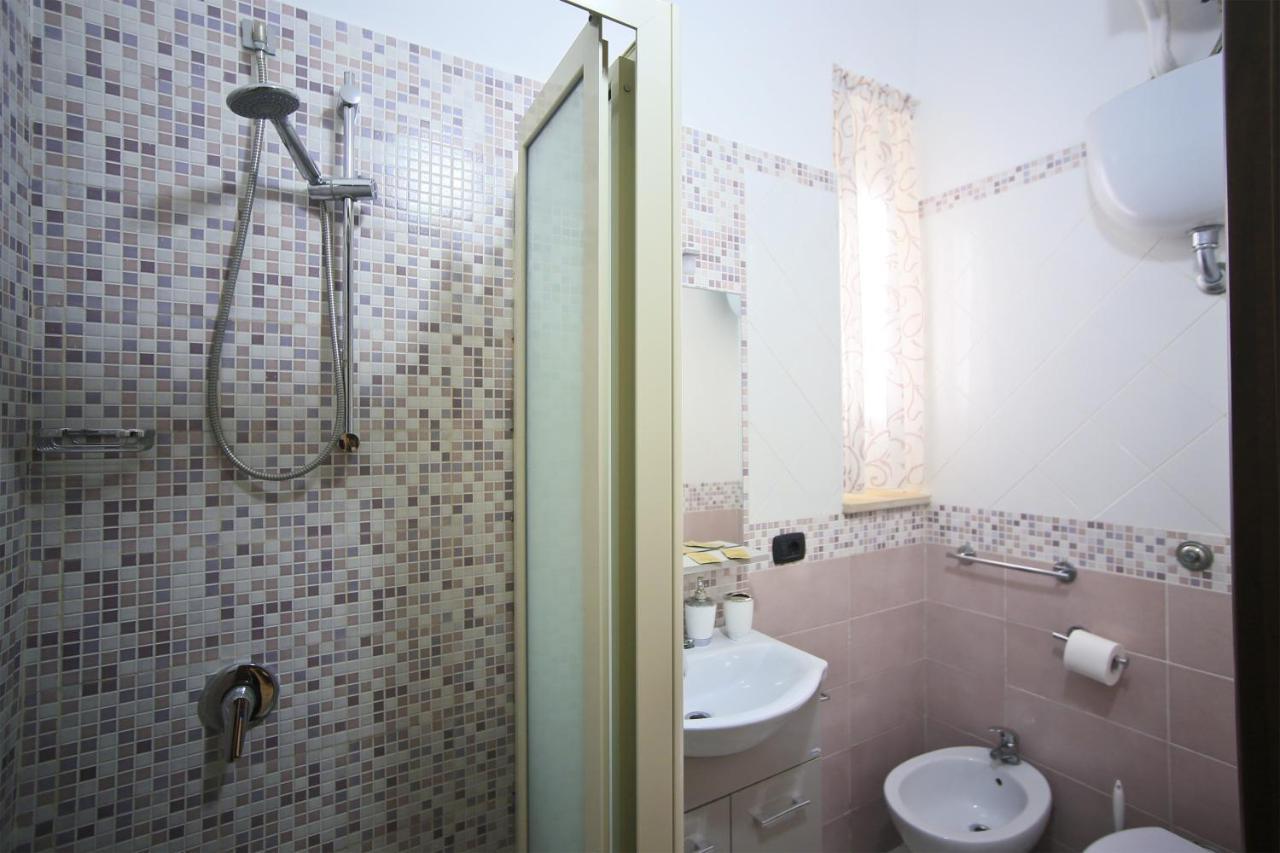 B&B Serena Castellammare di Stabia Exteriör bild